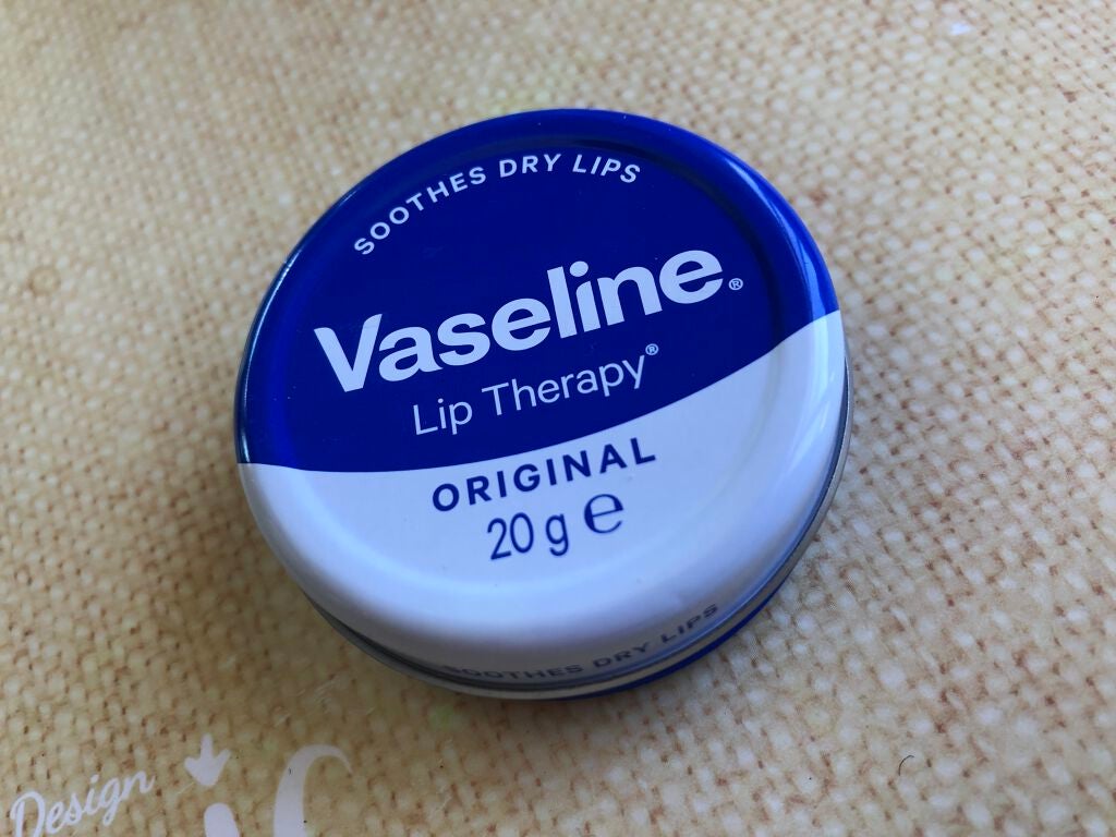 ヴァセリン リップ モイストシャイン オリジナル/ヴァセリン/リップバームを使ったクチコミ(1枚目)