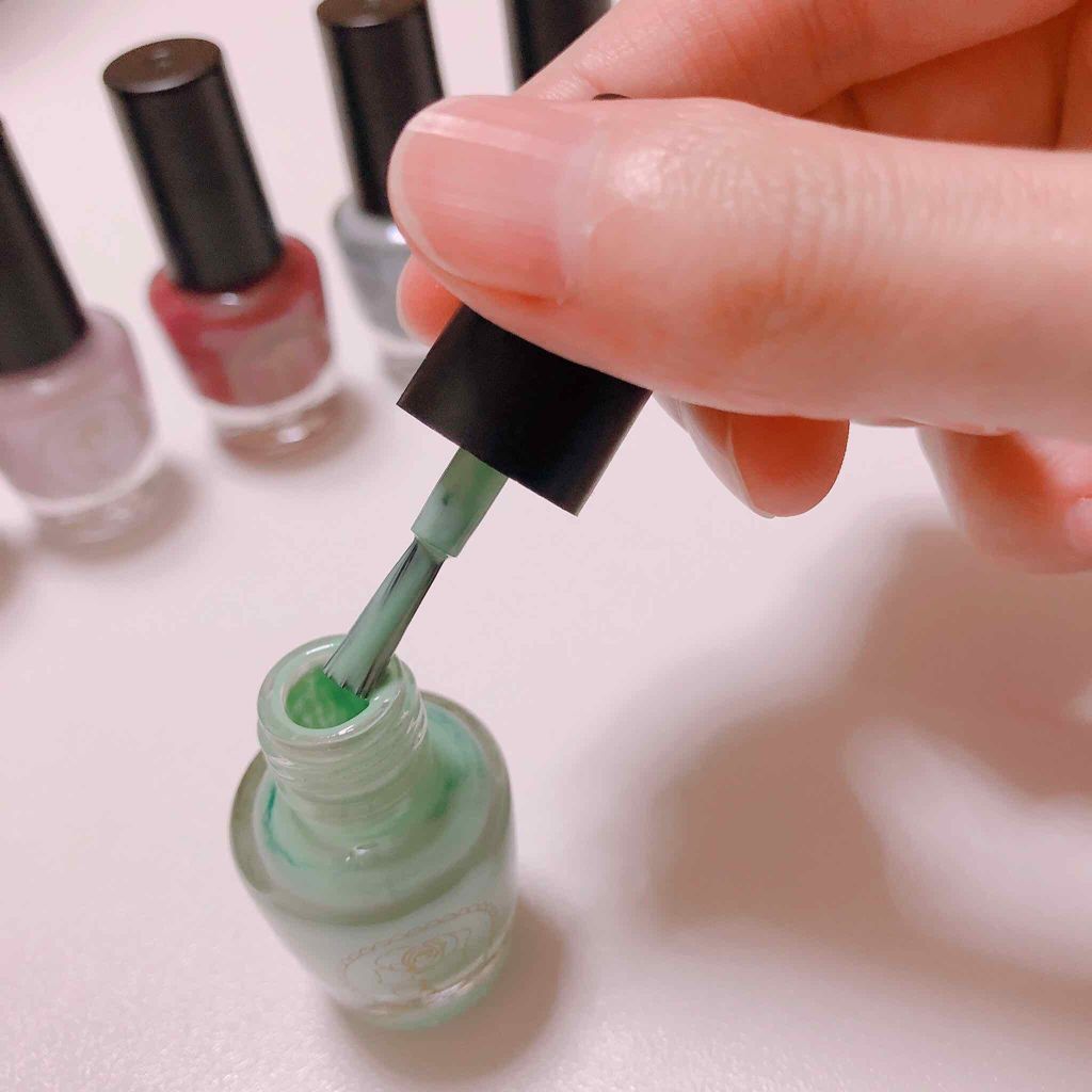 axes femme Romantic Color Nail Set BOOK/宝島社/マニキュアを使ったクチコミ(4枚目)