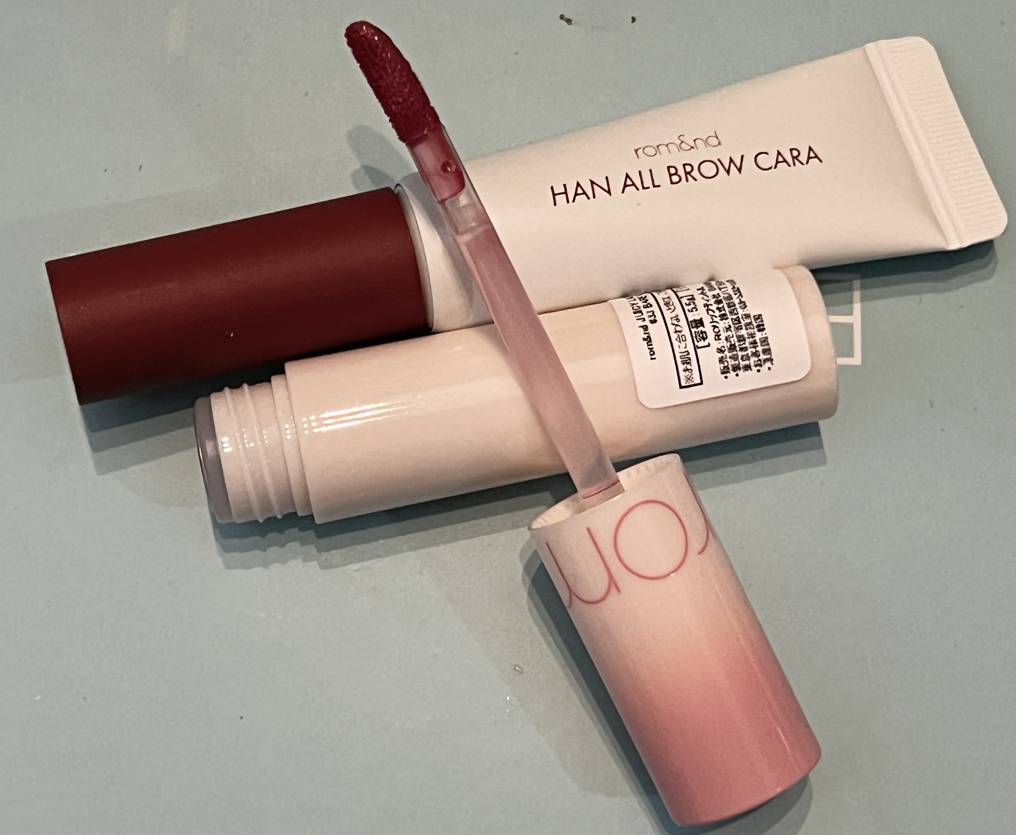 ジューシーラスティングティント 33 ベアバイン(BARE VINE)/rom&nd/リップティントを使ったクチコミ（2枚目）