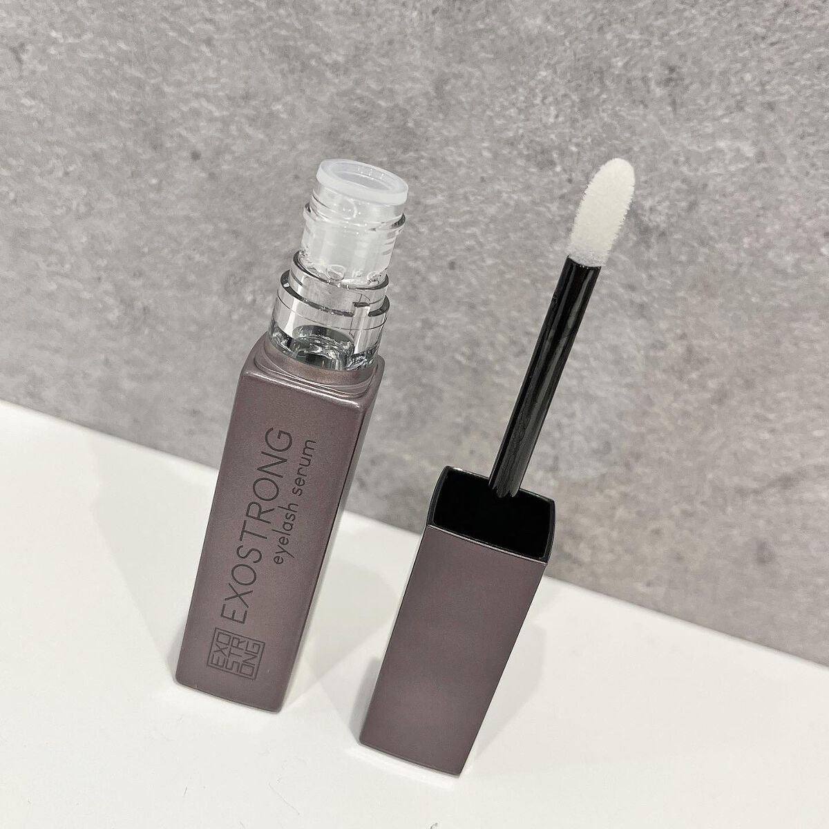 y.csm.s on LIPS 「、EXOSTRONG♡アイラッシュセラム3ml9.680円(税..」(2枚目)