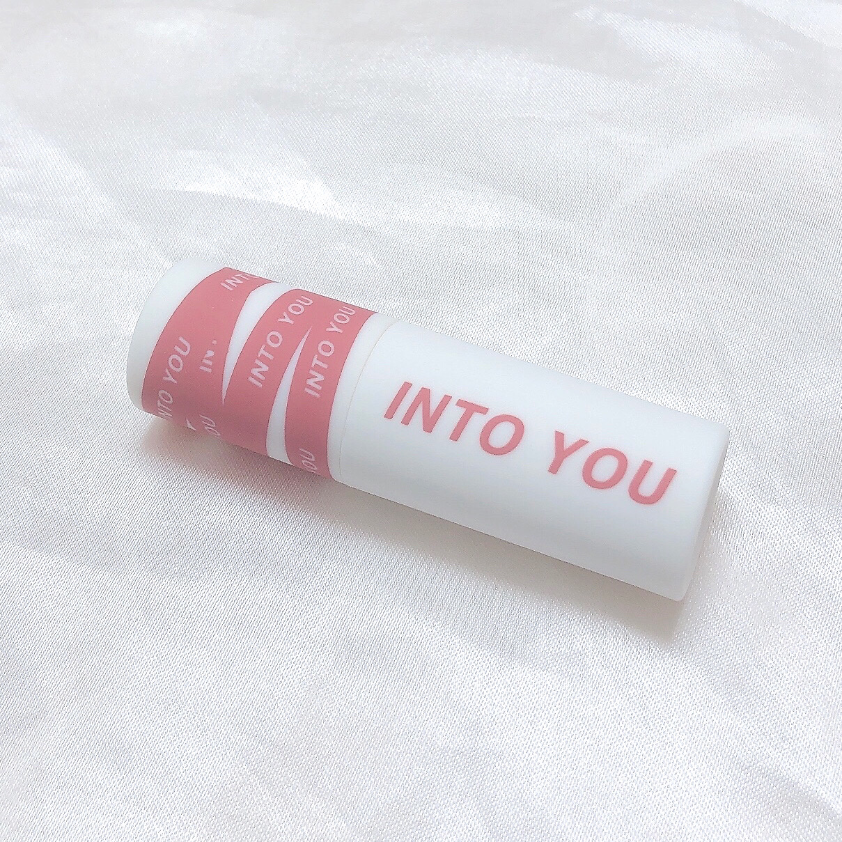 スーパーマットリップ＆チークマッド EM11 アーティストモーヴ/INTO U/口紅を使ったクチコミ（3枚目）