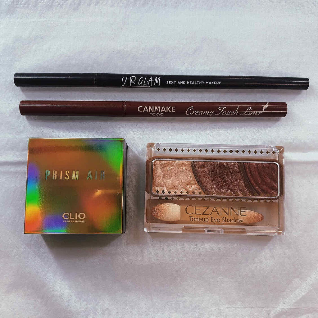 プリズム エアー シャドウ/CLIO/単色アイシャドウを使ったクチコミ（3枚目）