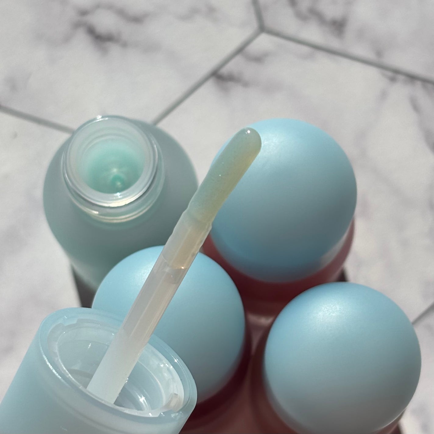 ジューシーベリープランピングリップオイル/TOCOBO/リップグロスを使ったクチコミ(2枚目)