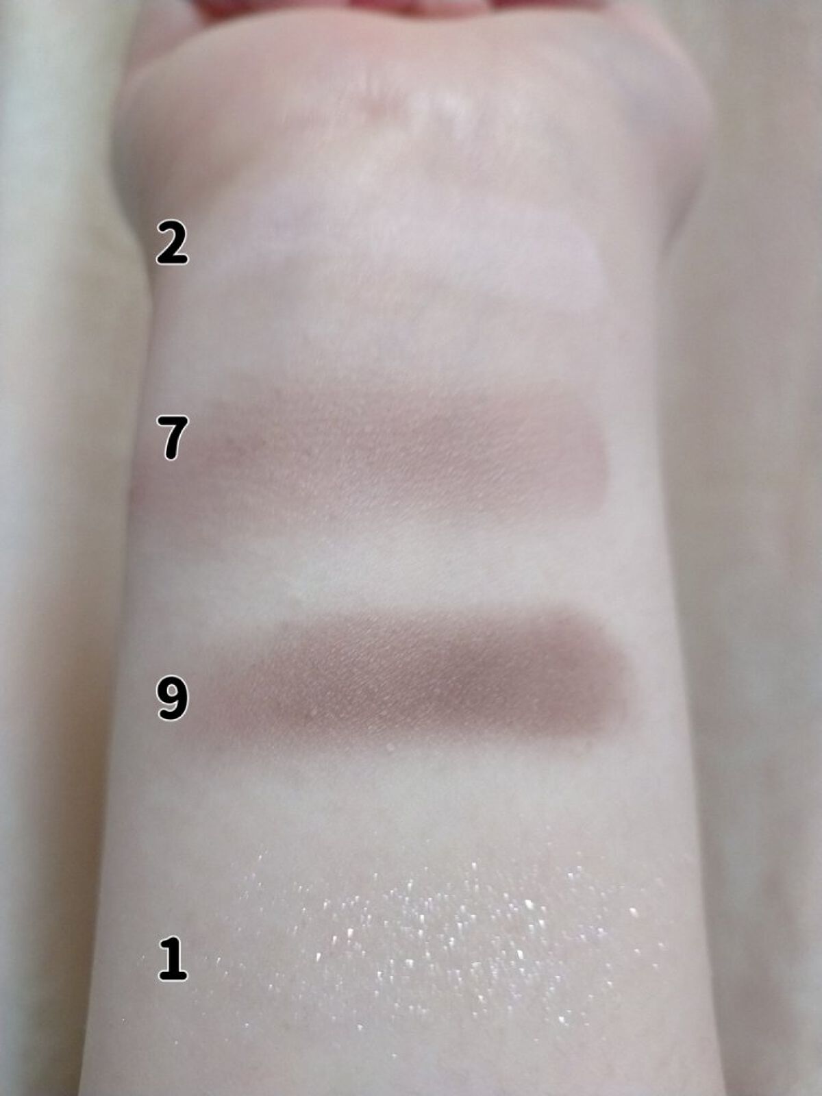 プレイカラーアイズ ダスティキャット/ETUDE/アイシャドウパレットを使ったクチコミ（2枚目）