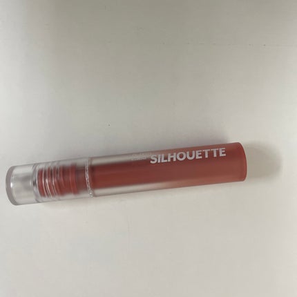 リップシルエットマットベルベットティント 04 アンティークベージュ/i’m meme/リップティントの画像