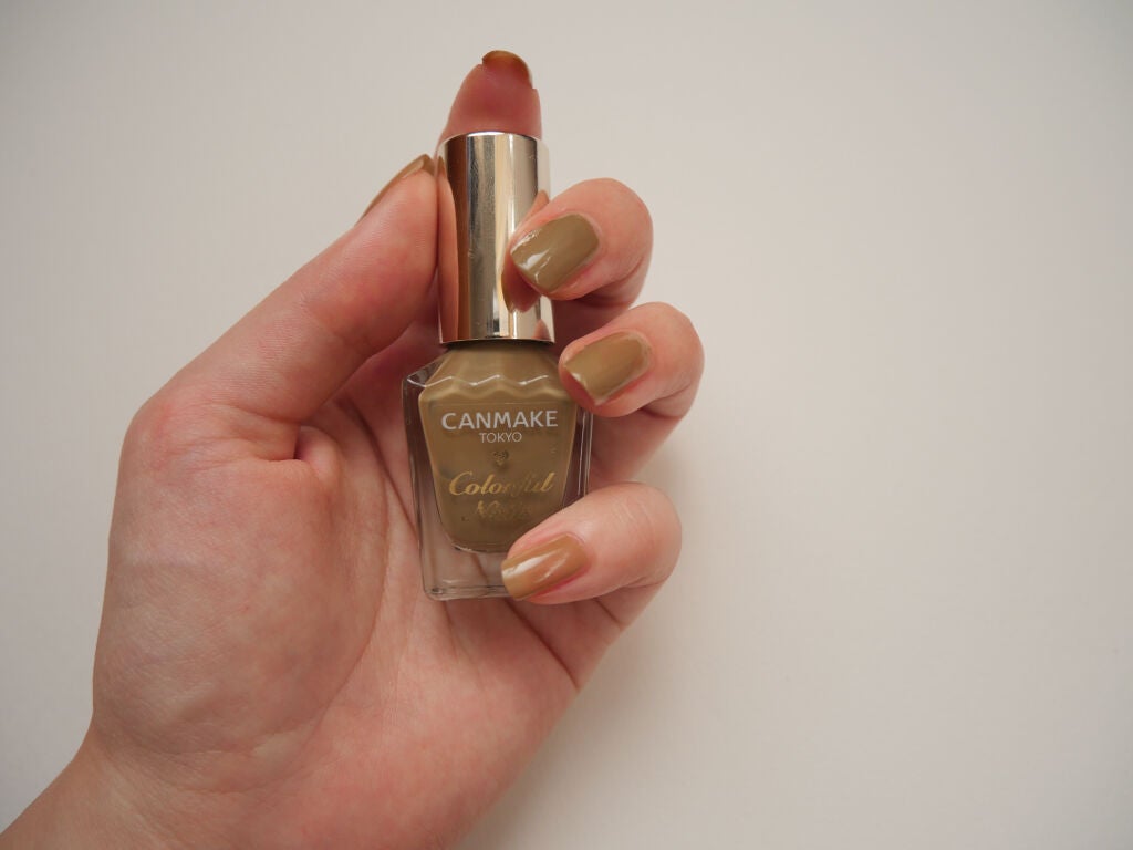 カラフルネイルズ/キャンメイク/マニキュアを使ったクチコミ(5枚目)