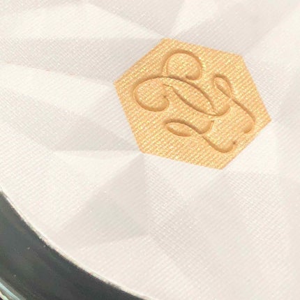 パリュール ゴールド セッティング パウダー/GUERLAIN/プレストパウダーを使ったクチコミ(3枚目)