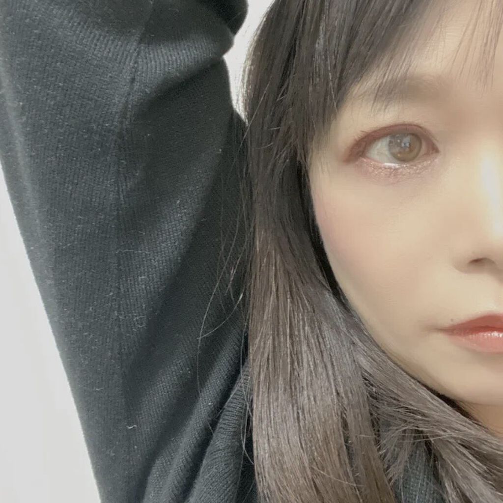 オンブル プルミエール プードゥル/CHANEL/単色アイシャドウを使ったクチコミ（3枚目）