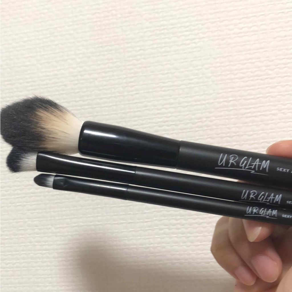 UR GLAM　EYESHADOW BRUSH B/U R GLAM/メイクブラシを使ったクチコミ（1枚目）