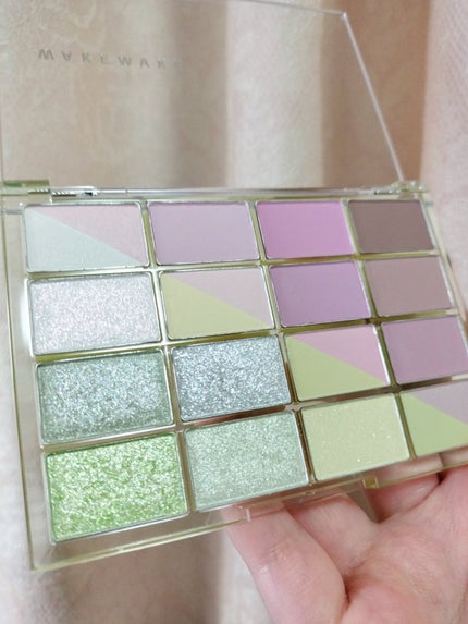 ソフトブラーリングアイパレット/wakemake/アイシャドウパレットを使ったクチコミ(3枚目)