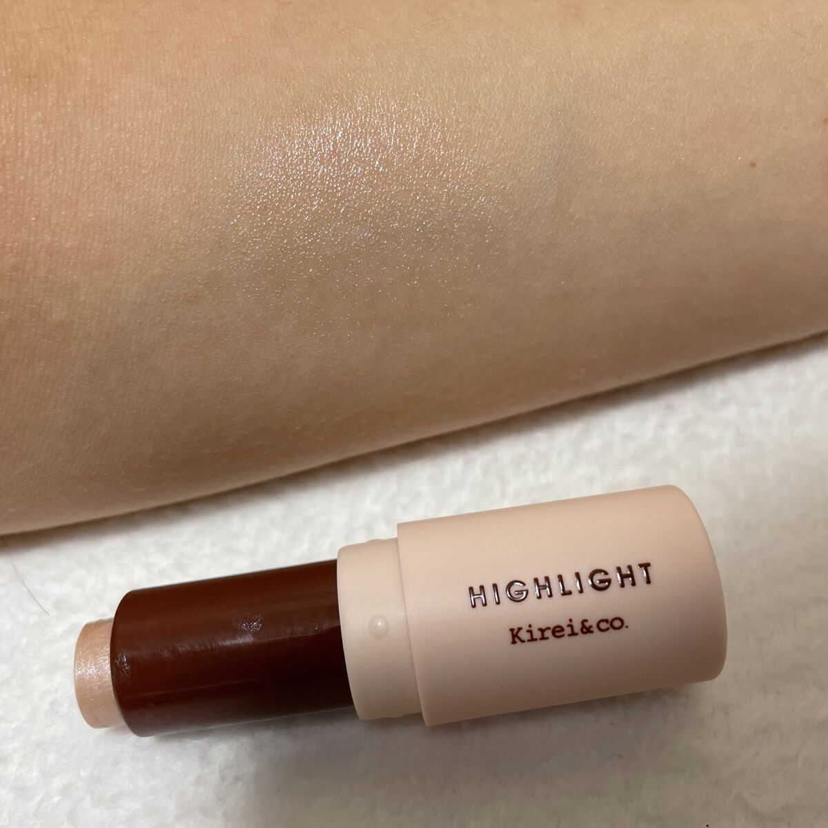 スティックチーク 02ピンク/Kirei&co./ジェル・クリームチークを使ったクチコミ（3枚目）