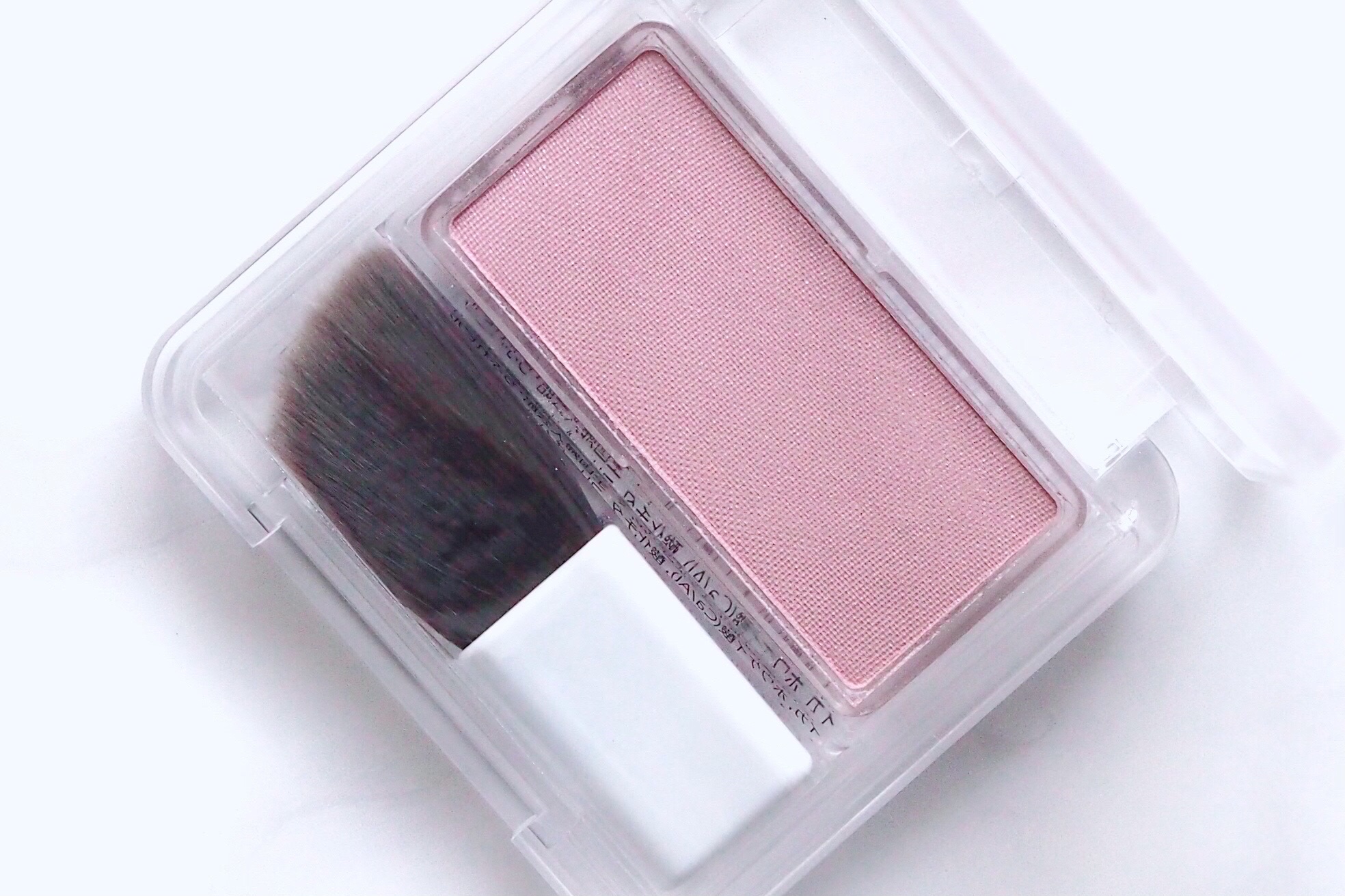 パウダー チーク　ニュアンスカラー 300 パープル系パール/ちふれ/パウダーチークを使ったクチコミ（3枚目）