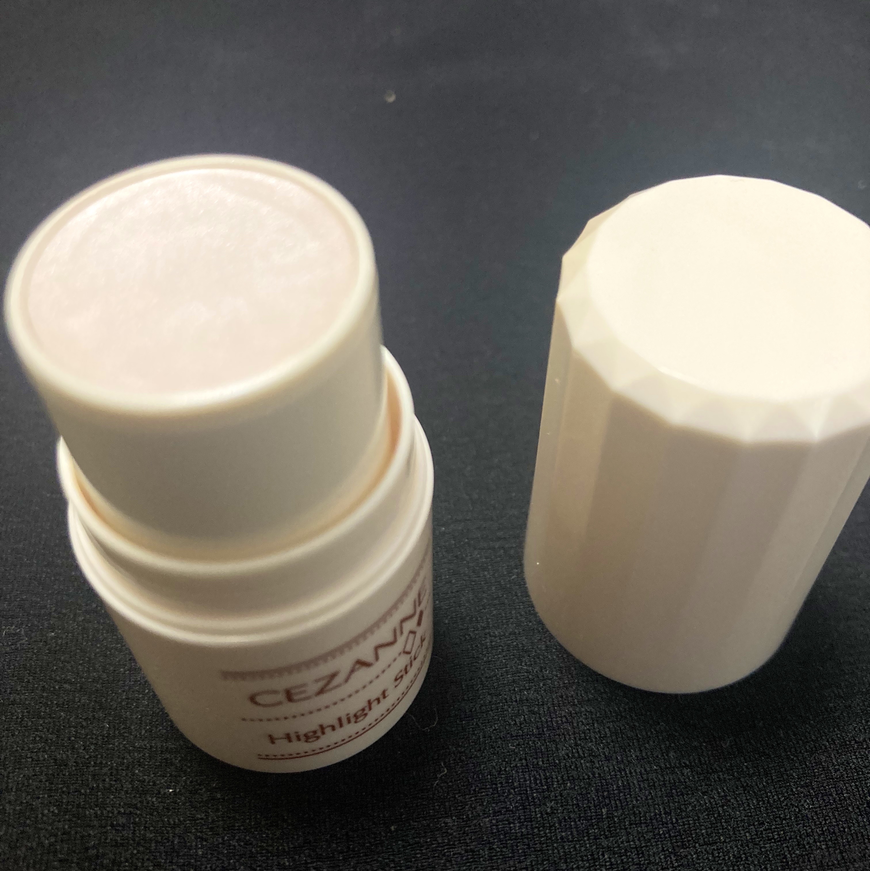 ハイライトスティック/CEZANNE/スティックハイライトを使ったクチコミ（2枚目）