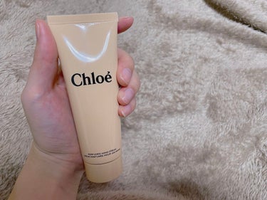 クロエ パフューム ハンドクリームのクチコミ「Chloe パフューム ハンドクリーム

・いい香り。他のハンドクリームと違って、付けてから割.....」（3枚目）