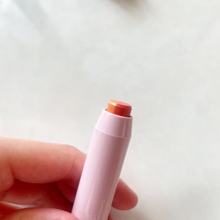 デュアル カラー スティック O-01(シュガーオレンジ)/DAISY DOLL by MARY QUANT/スティックアイシャドウを使ったクチコミ(2枚目)