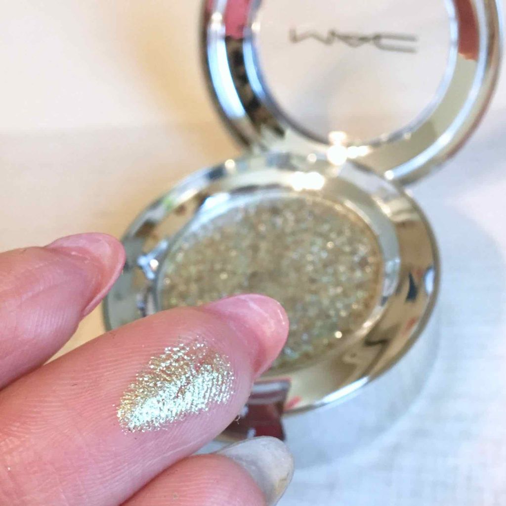 シャイニー プリティ シャドウ/M・A・C/単色アイシャドウを使ったクチコミ(1枚目)