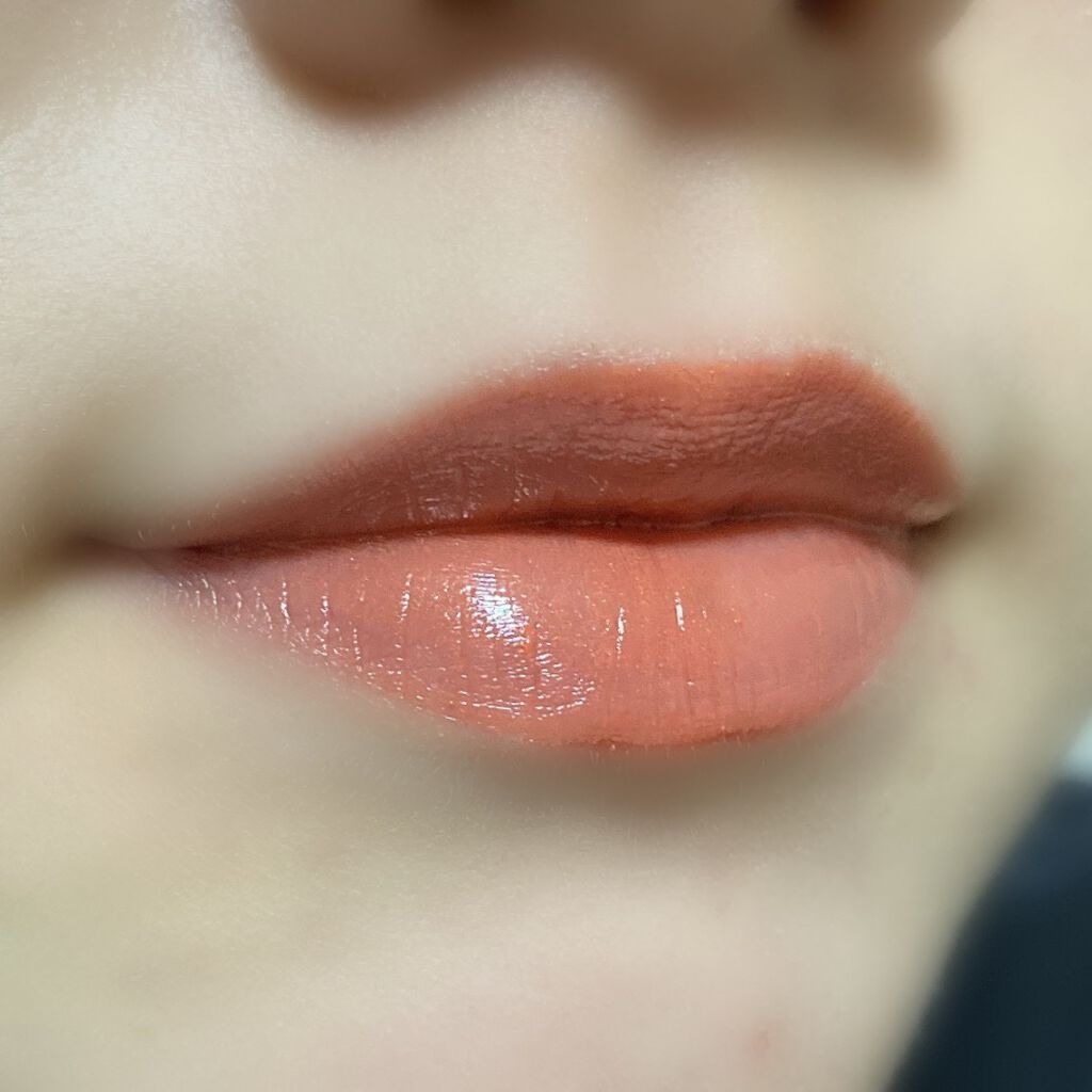 プレンティ オブ パウト プランピング リップスティック パウト アンド アバウト/M・A・C/口紅を使ったクチコミ（2枚目）