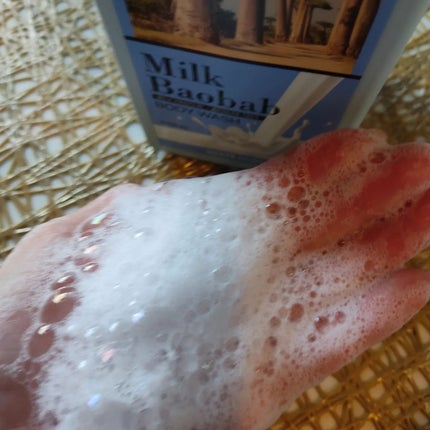 ミルクバオバブ パフュームボディウォッシュ ホワイトムスク/ミルクバオバブ/ボディソープを使ったクチコミ(3枚目)