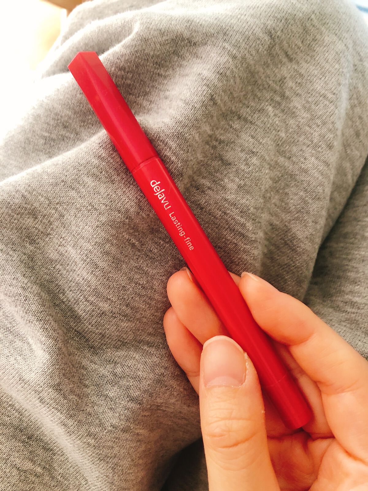 「密着アイライナー」しなやか筆リキッド/デジャヴュ/リキッドアイライナーを使ったクチコミ(1枚目)