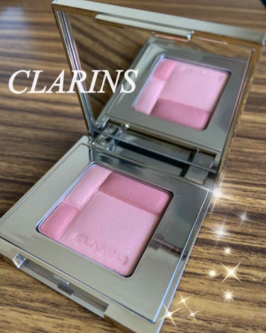 CLARINS ブラッシュ プロディジュのクチコミ「CLARINS ブラッシュプロディシュ
ミニサイズ

ベージュチーク

自然な発色＆ツヤ感のお.....」（1枚目）