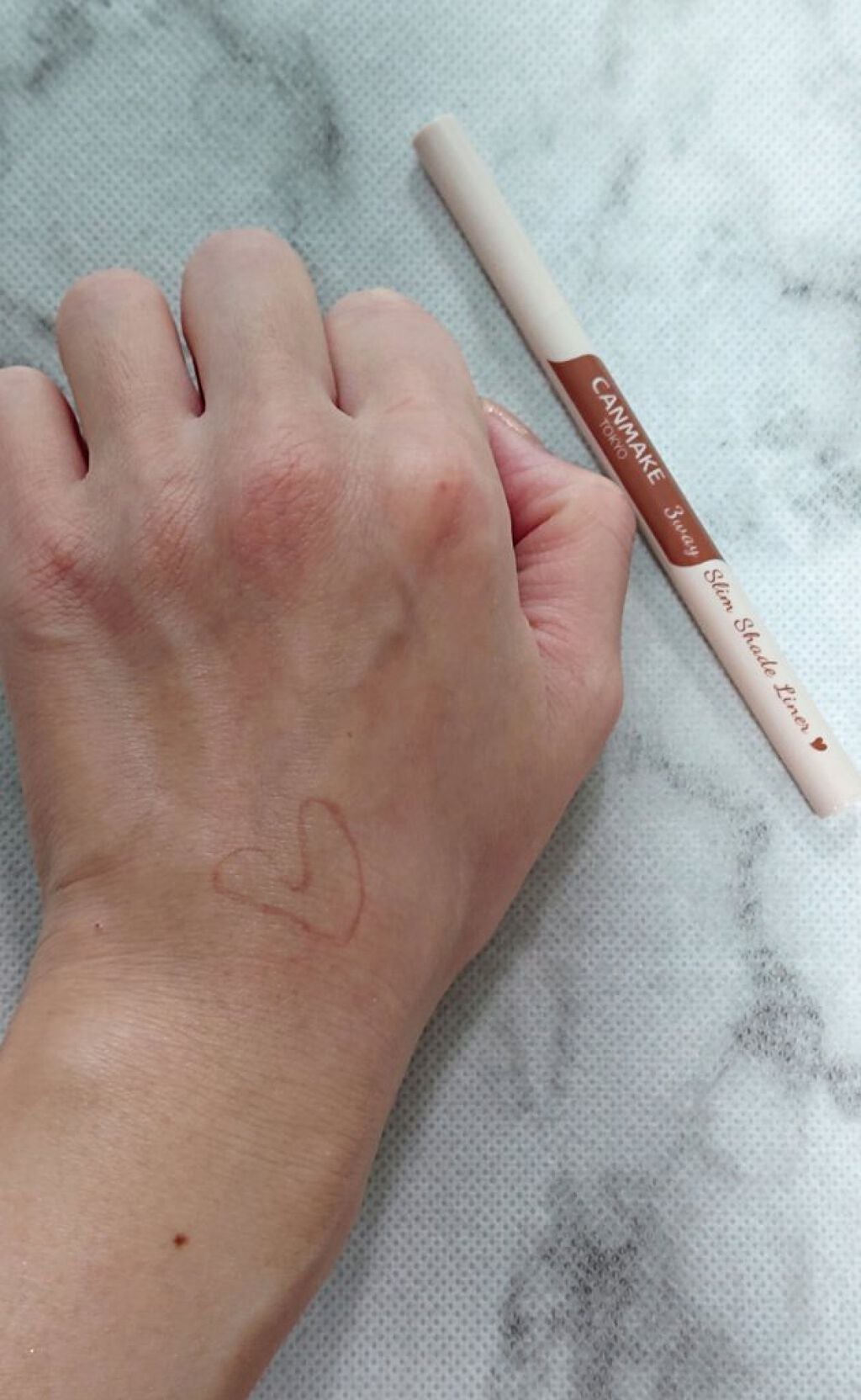 3wayスリムシェードライナー/キャンメイク/リキッドアイライナーを使ったクチコミ(2枚目)