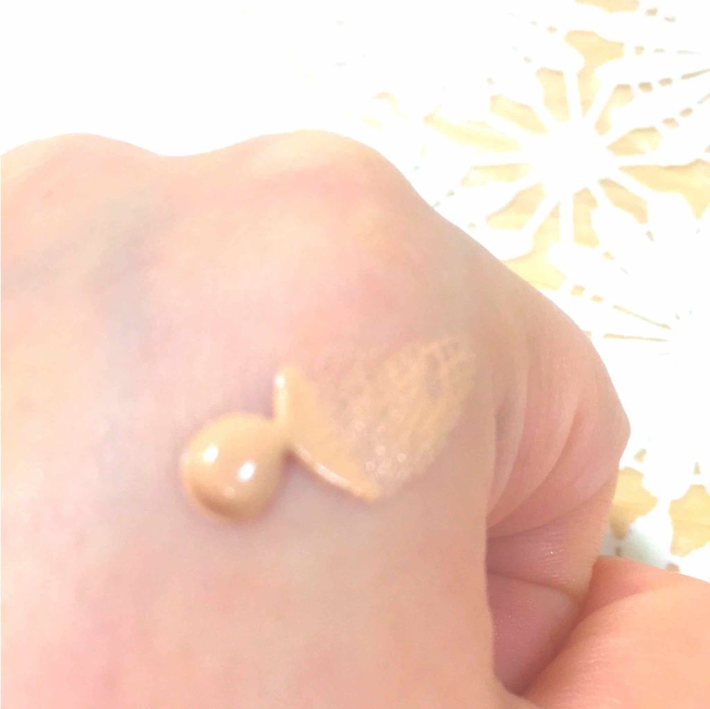 ライトフル C+ ティンティッド クリーム SPF 30/M・A・C/化粧下地を使ったクチコミ(2枚目)