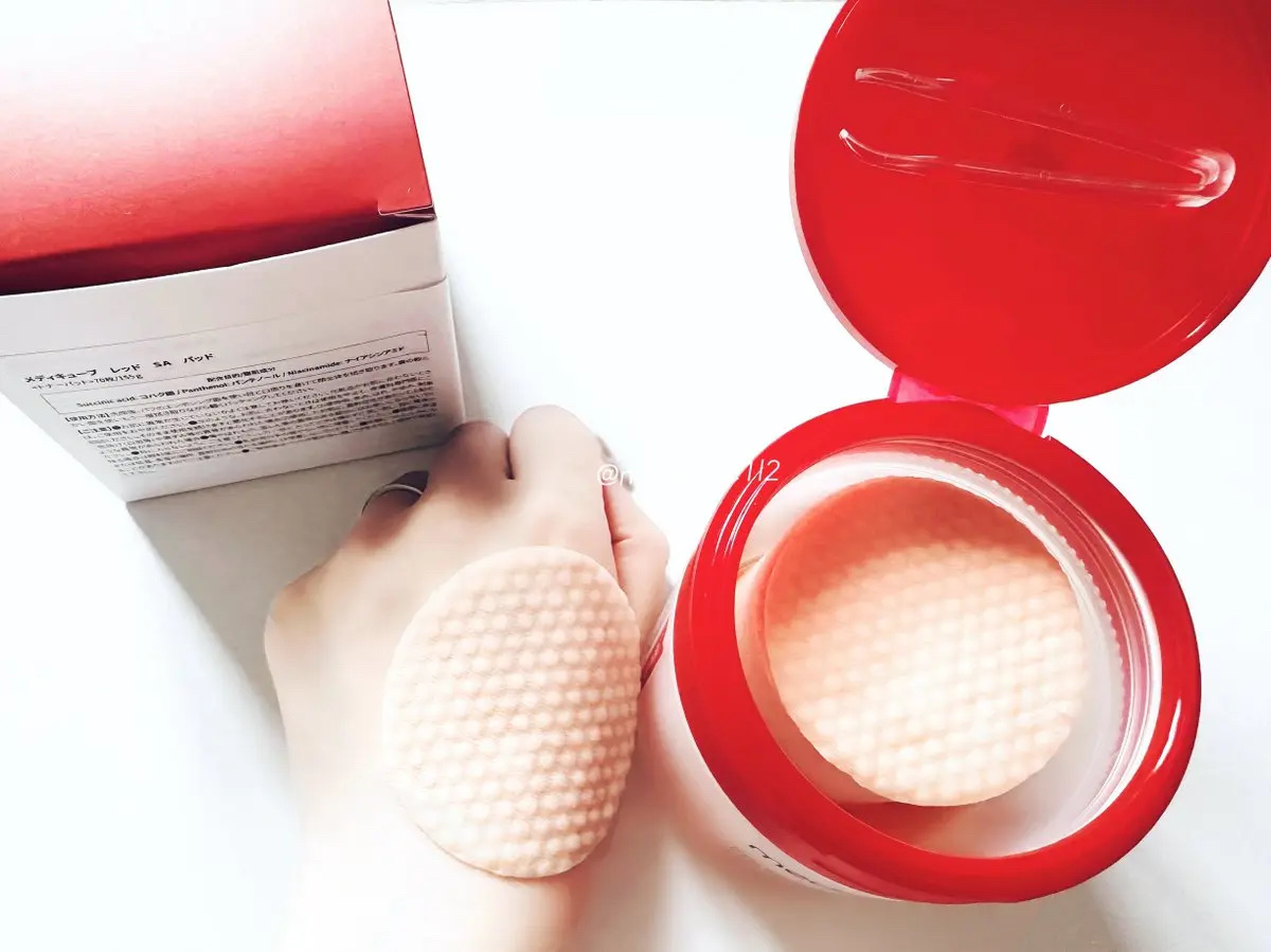 レッドアクネピーリングパッド/MEDICUBE/トナーパッドを使ったクチコミ（3枚目）