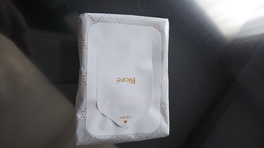 メイクの上からリフレッシュシート/ビオレ/フェイスシートを使ったクチコミ(1枚目)