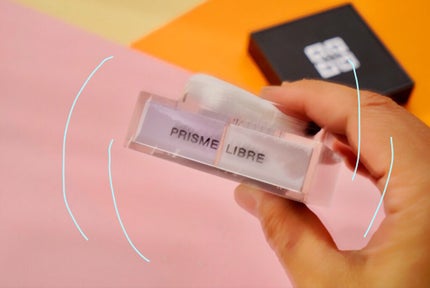 プリズム・リーブル/GIVENCHY/ルースパウダーを使ったクチコミ(2枚目)