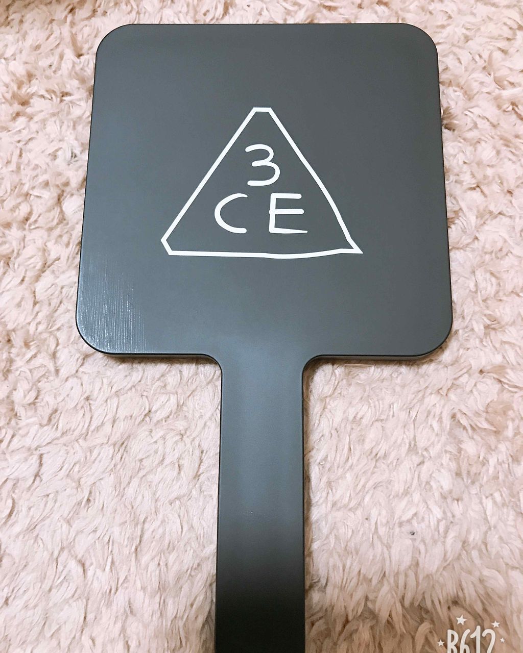 3CE スクエア ミニ ハンドミラー/3CE/その他化粧小物を使ったクチコミ（2枚目）