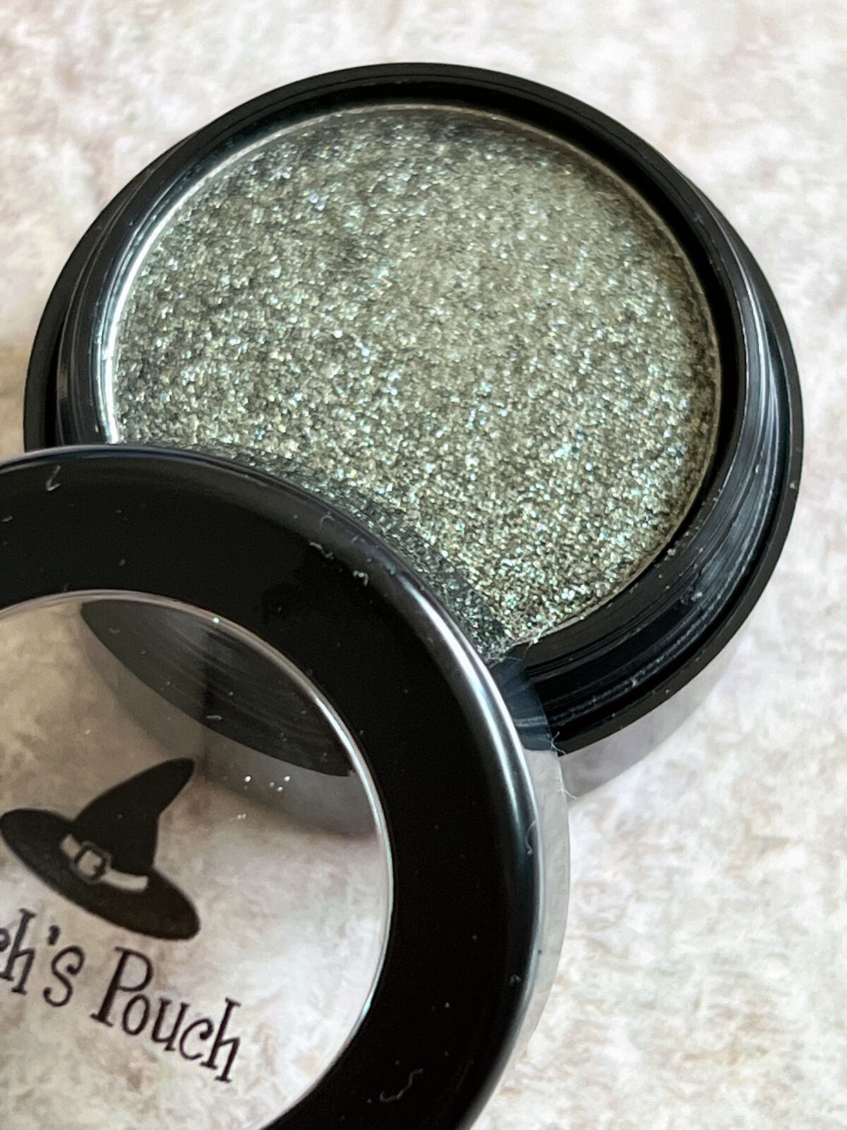 セルフィーフィックスピグメント 07 ミスアース/Witch's Pouch/単色アイシャドウを使ったクチコミ（3枚目）