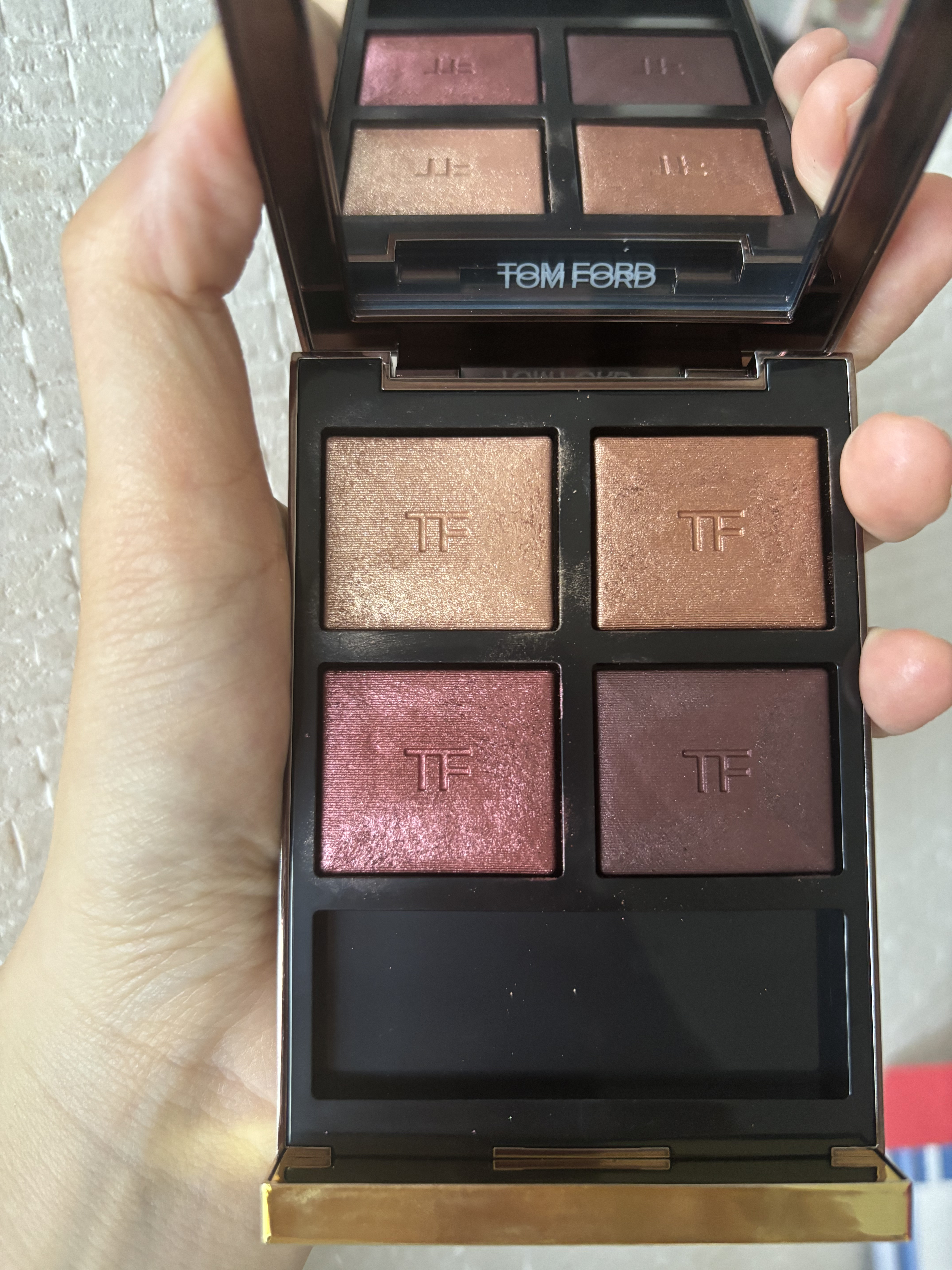 アイ カラー クォード 4A ハネムーン/TOM FORD BEAUTY/アイシャドウパレットを使ったクチコミ（2枚目）