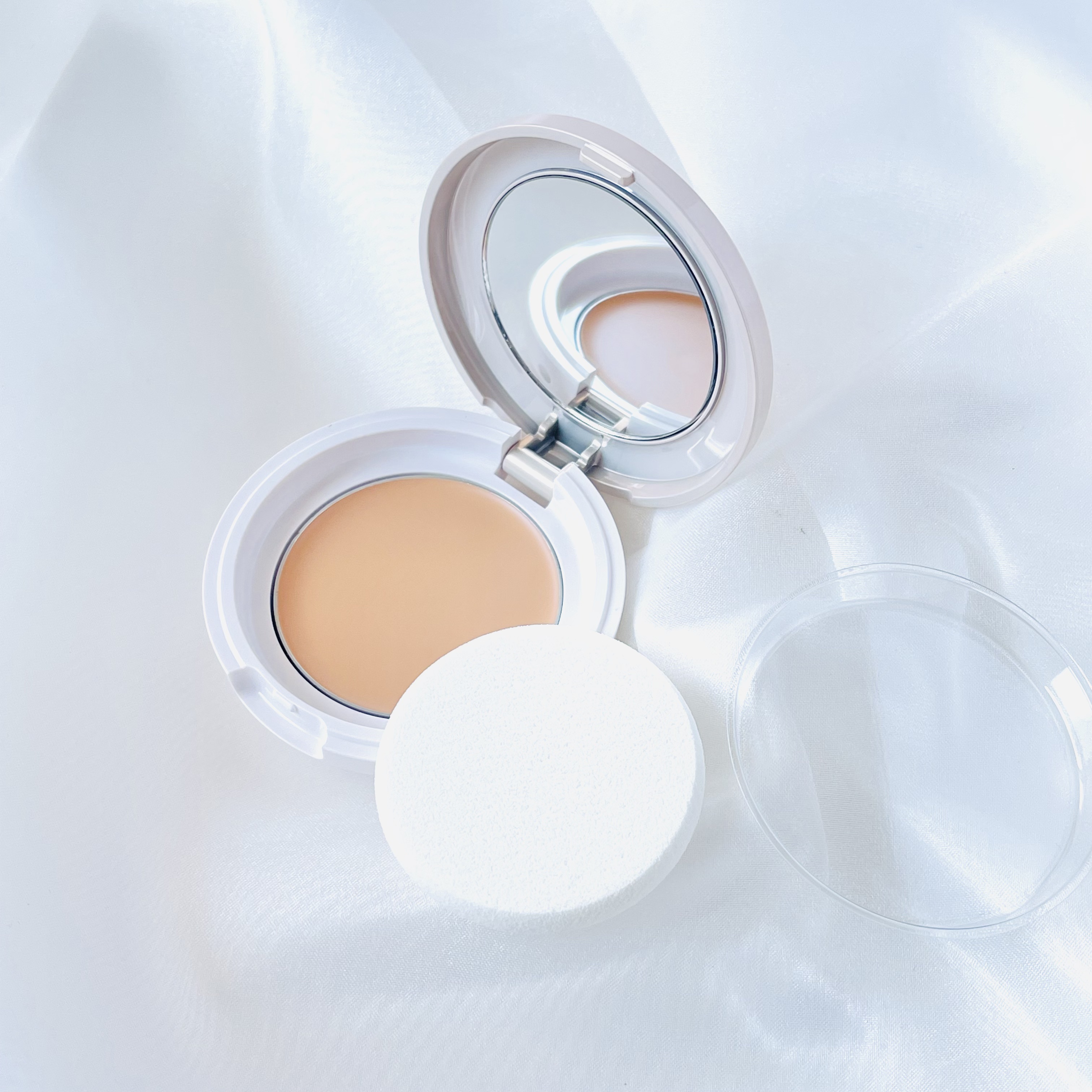 リズムシームレスウェア/TWANY/化粧下地を使ったクチコミ（1枚目）