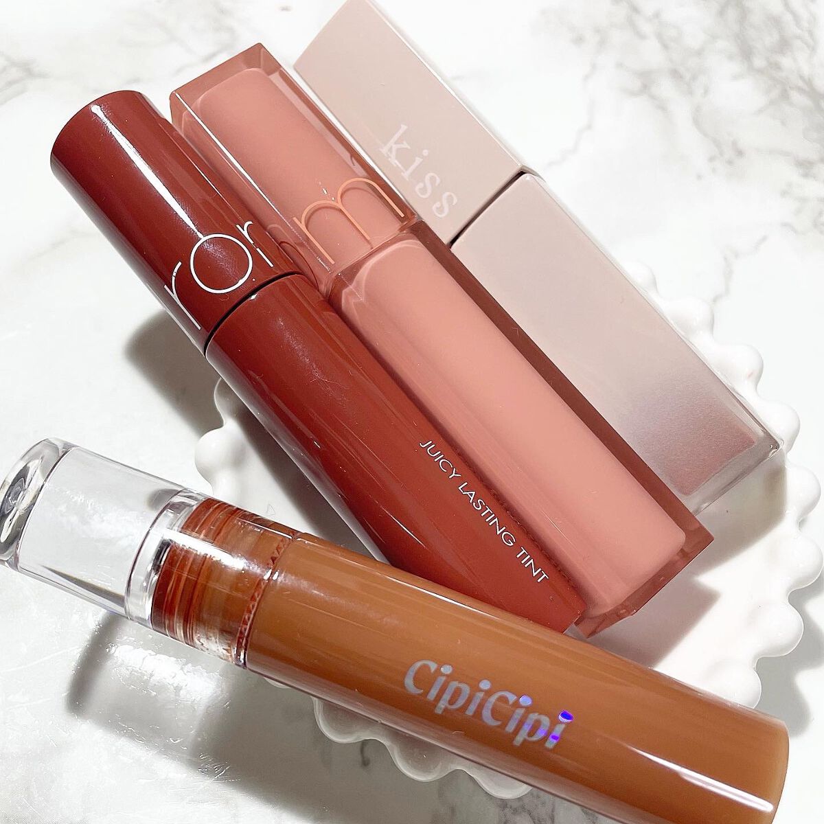 ジューシーラスティングティント/rom&nd/リップティントを使ったクチコミ（1枚目）