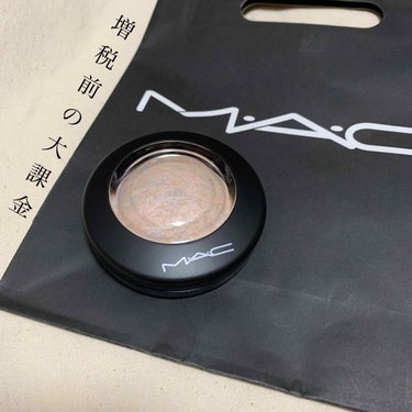 【MAC ミネラライズスキンフィニッシュ ライトスカペード ¥4200+tax】


ずっと買おうか迷っていたライトスカペード、増税前に大課金してしまいました😇



UV対策をちょくちょくサボった結果