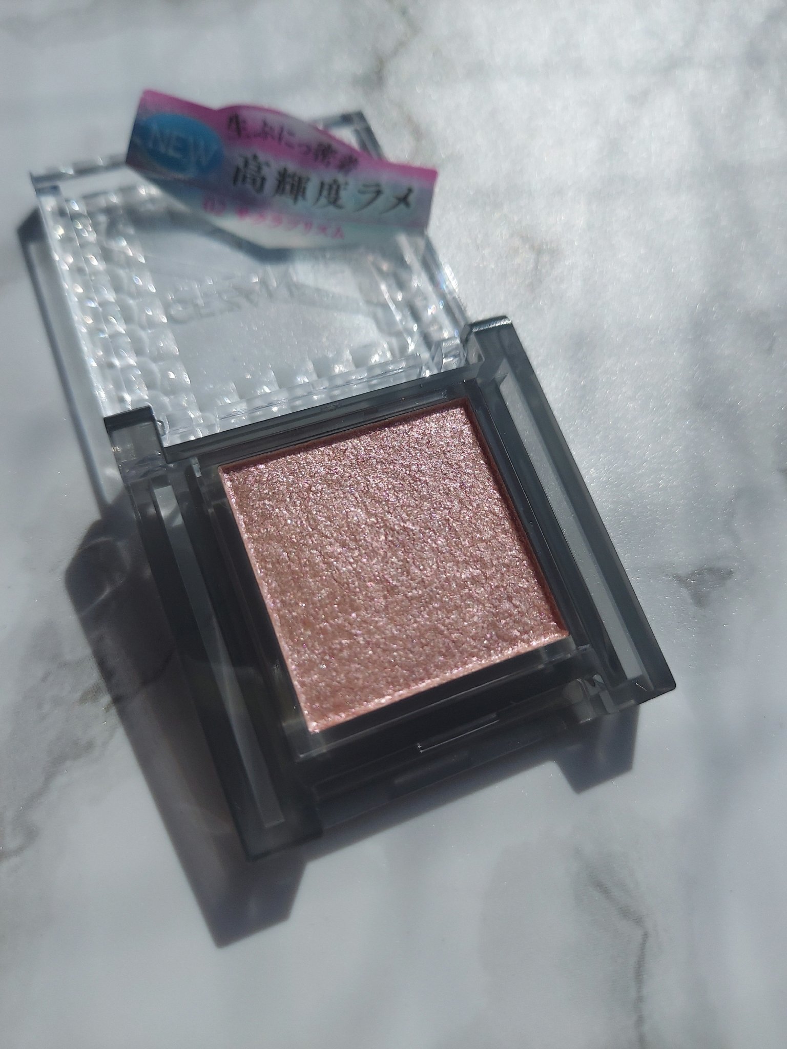 シングルシャイニーアイシャドウ/CEZANNE/アイシャドウを使ったクチコミ（2枚目）