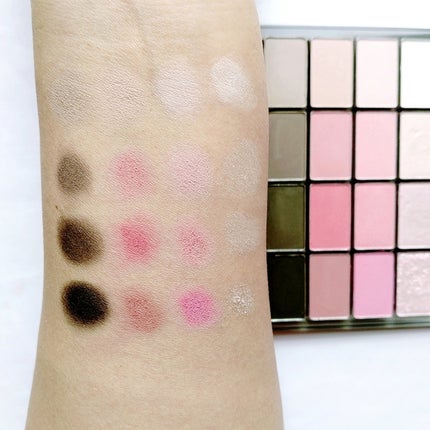 ソフトブラーリングアイパレット/wakemake/アイシャドウパレットを使ったクチコミ(7枚目)