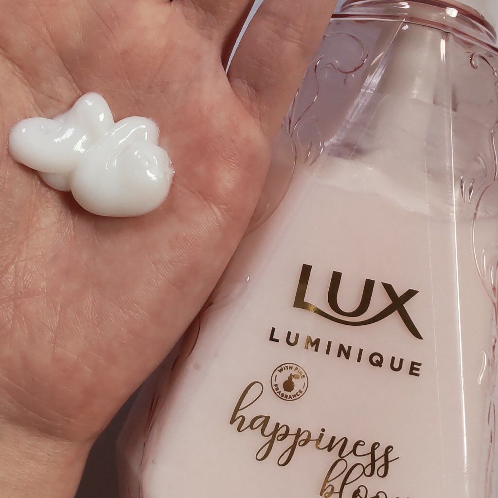 ルミニーク ハピネスブルーム シャンプー／トリートメント/LUX/市販シャンプーを使ったクチコミ（3枚目）