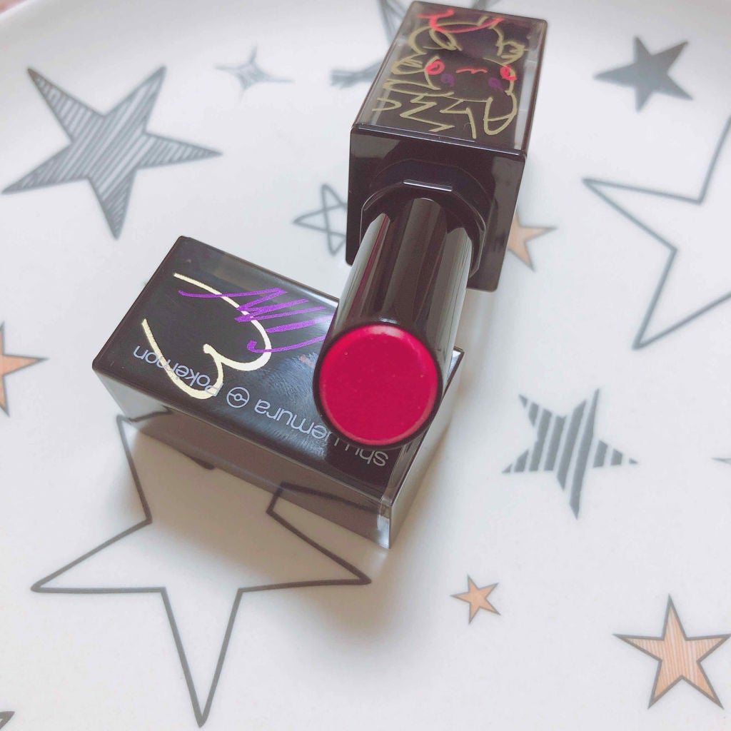 ルージュ アンリミテッド アンプリファイド<2019年クリスマスコフレ限定>/shu uemura/口紅を使ったクチコミ(2枚目)