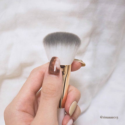 ブルーミングブラシ #325 チークブラシ/DEAR DAHLIA/メイクブラシを使ったクチコミ(2枚目)