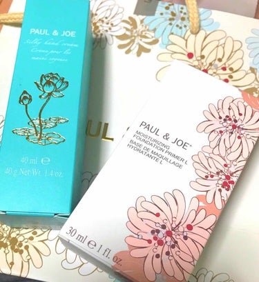 PAUL & JOE BEAUTE ラッピング ハンド クリームのクチコミ「本日の購入品です。

乾燥肌なので保湿メインで
まだ下地の方はちゃんと使えてないので使うのが楽.....」（1枚目）