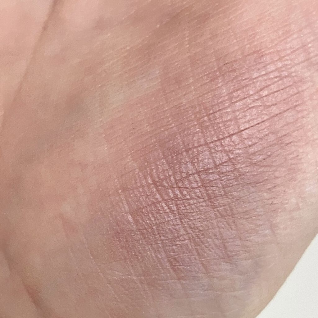 アディクション ザ アイシャドウ マット/ADDICTION/単色アイシャドウを使ったクチコミ（2枚目）