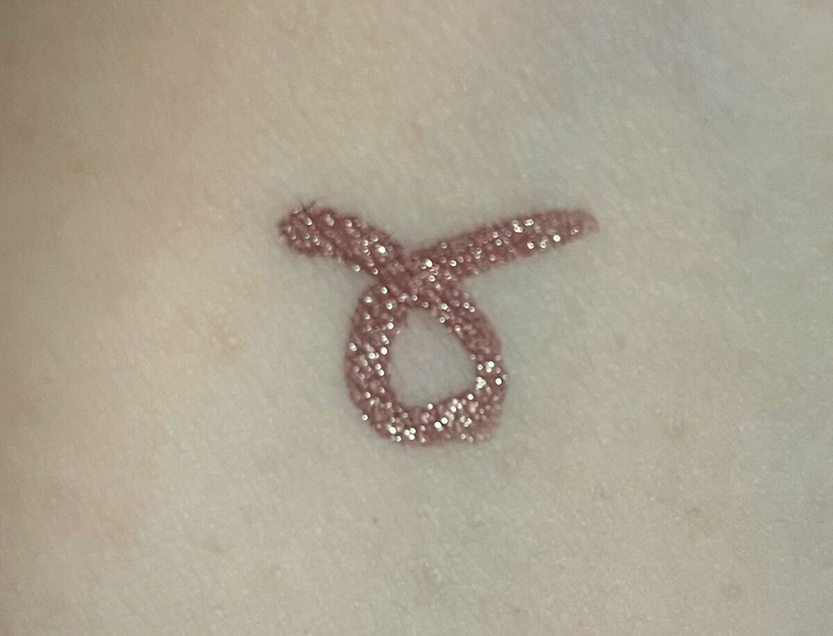 プライムリキッドアイライナー リッチジュエル 02 シャインバーガンディ/ヒロインメイク/リキッドアイライナーを使ったクチコミ（2枚目）