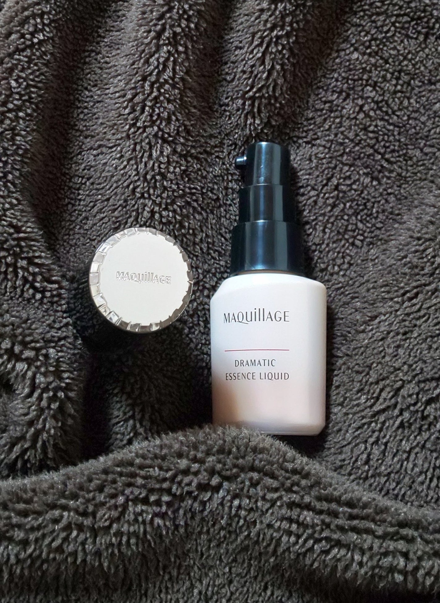 ドラマティックエッセンスリキッド/マキアージュ/リキッドファンデーションを使ったクチコミ(1枚目)