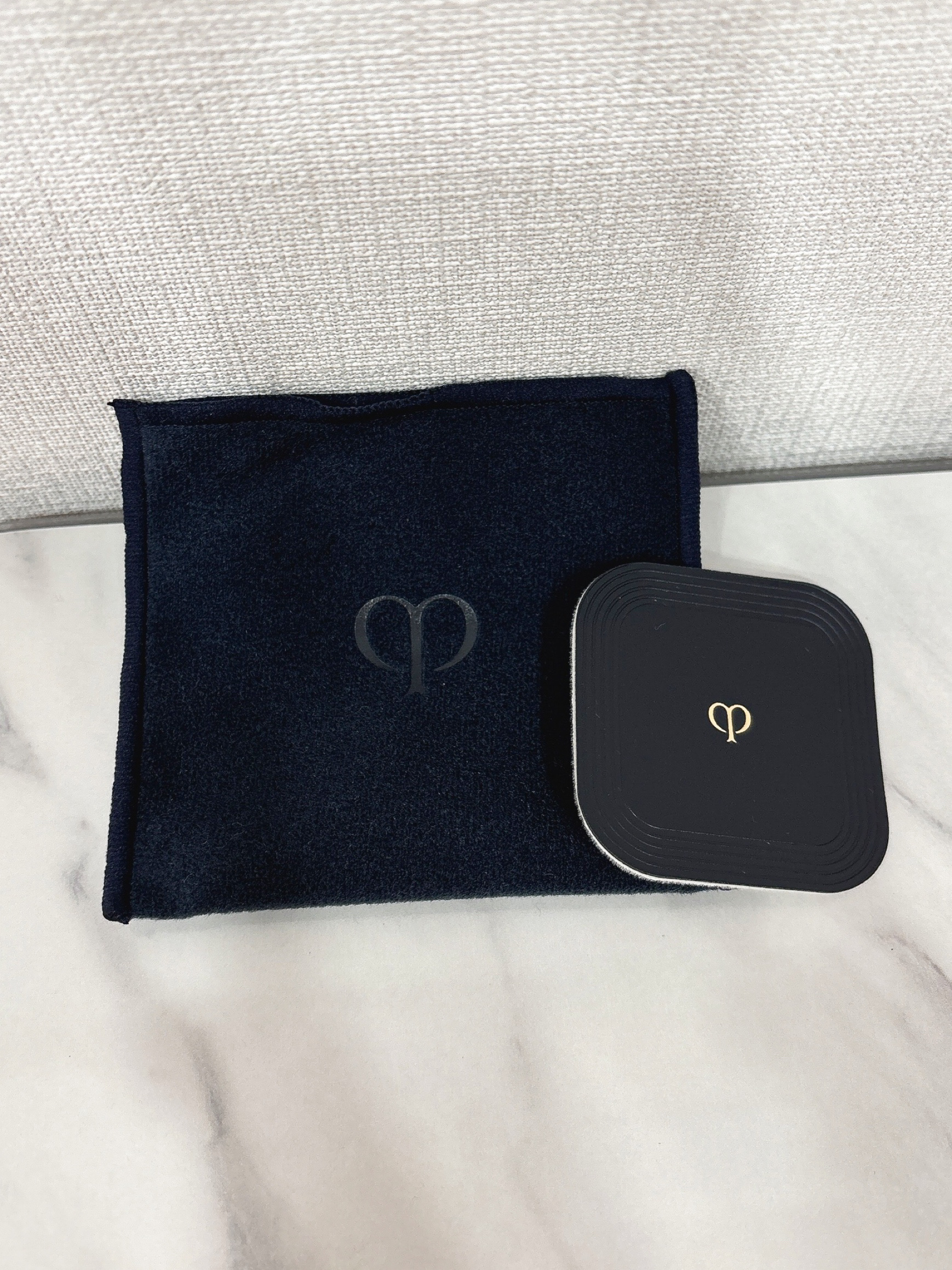 プードルコンパクトエサンシエルｎ 5g/クレ・ド・ポー ボーテ/プレストパウダーを使ったクチコミ（3枚目）