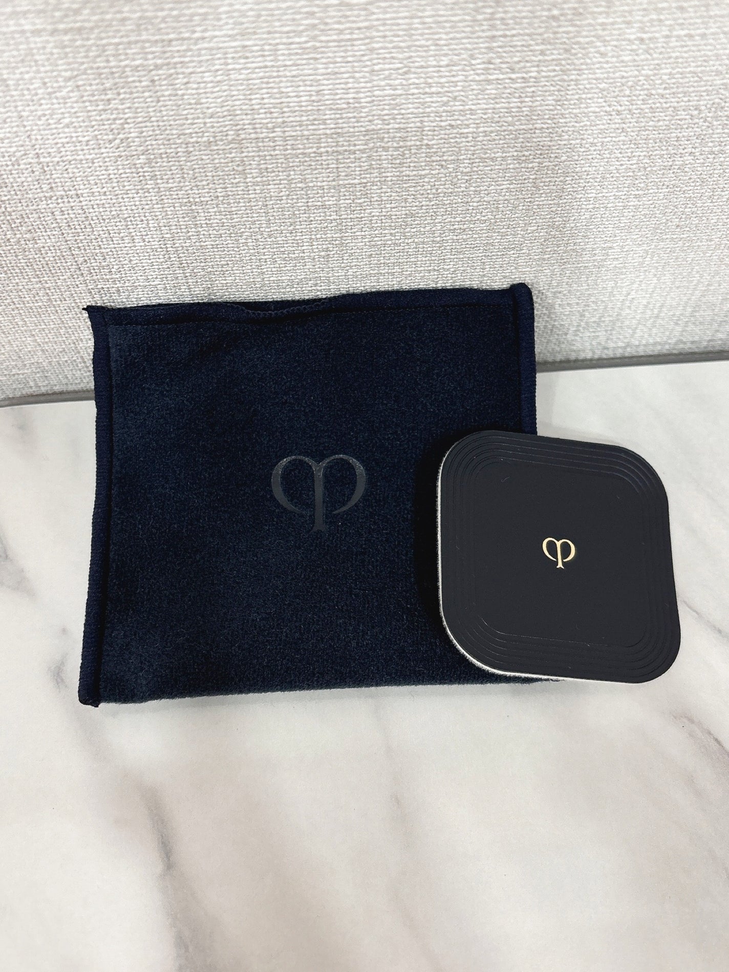 プードルコンパクトエサンシエルn/クレ・ド・ポー ボーテ/プレストパウダーを使ったクチコミ(3枚目)