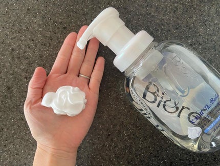 ザ ボディ 泡タイプ ピュアリーサボンの香り/ビオレu/ボディソープを使ったクチコミ(2枚目)