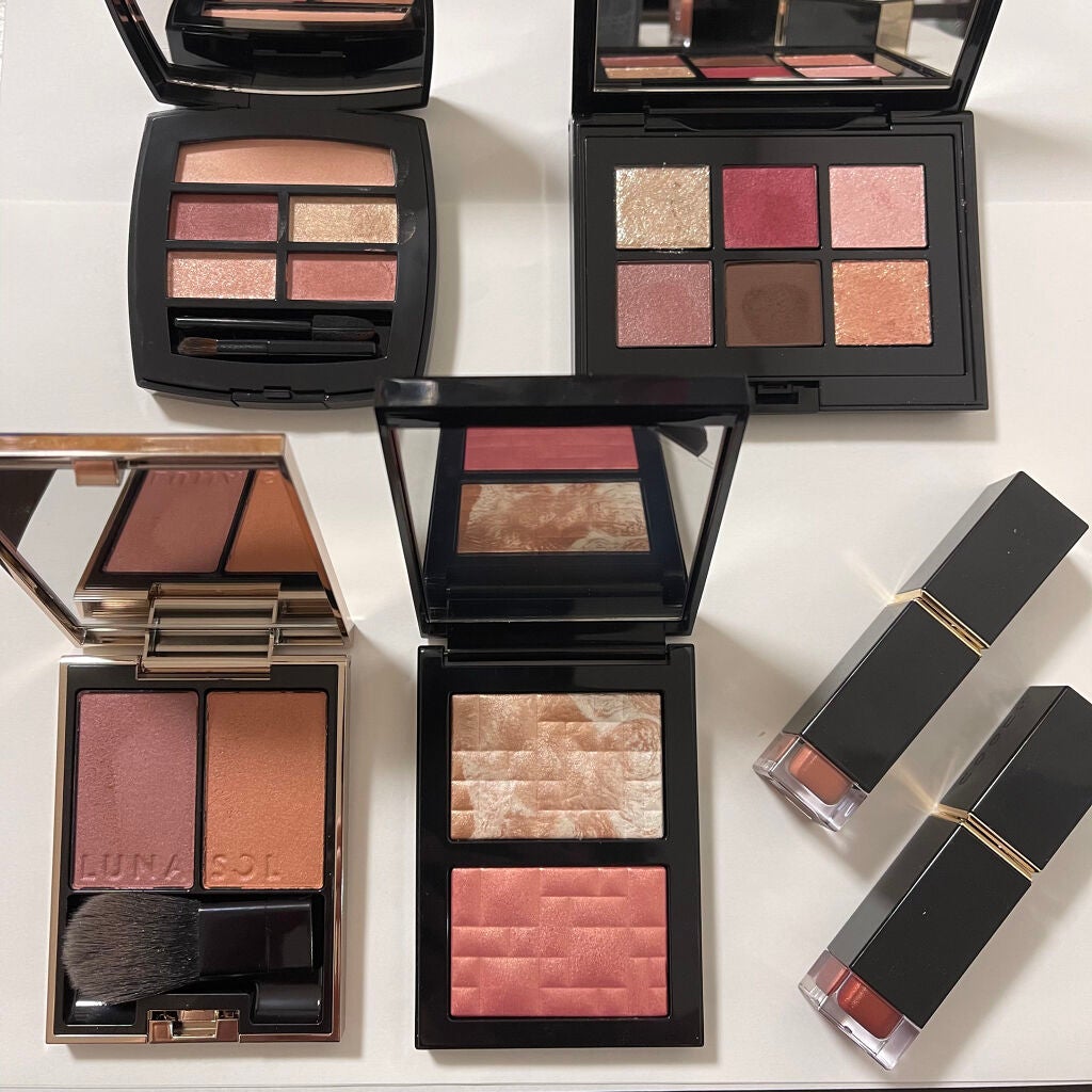 あすか on LIPS 「⭐️#今日のメイク週初めの出社は新しいメイク道具たちでテンショ..」(1枚目)