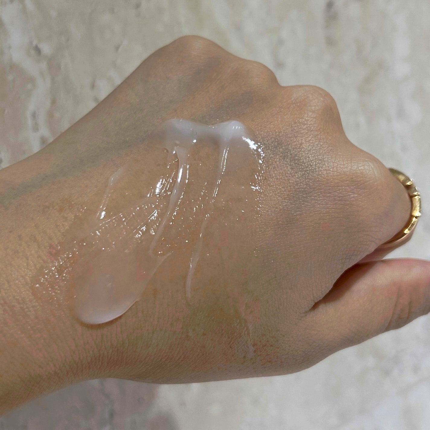 ワンダーハニー とろとろハンドクリーム サボンべべ/VECUA Honey/ハンドクリームを使ったクチコミ(4枚目)