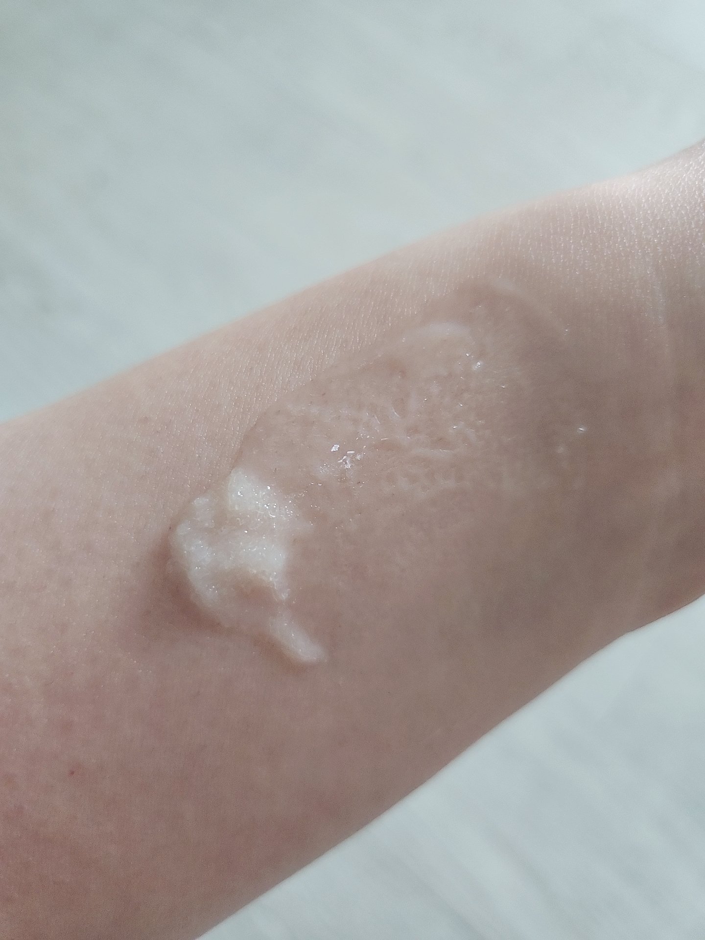 エスポア ウォータースプラッシュサンセラム/espoir/日焼け止めクリームを使ったクチコミ（3枚目）